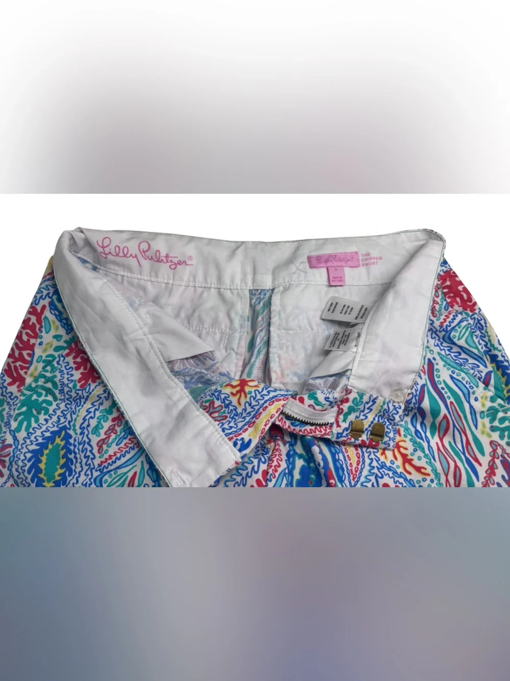 Lilly Pulitzer The Chipper Short Colorful Coral Print Bermuda 0